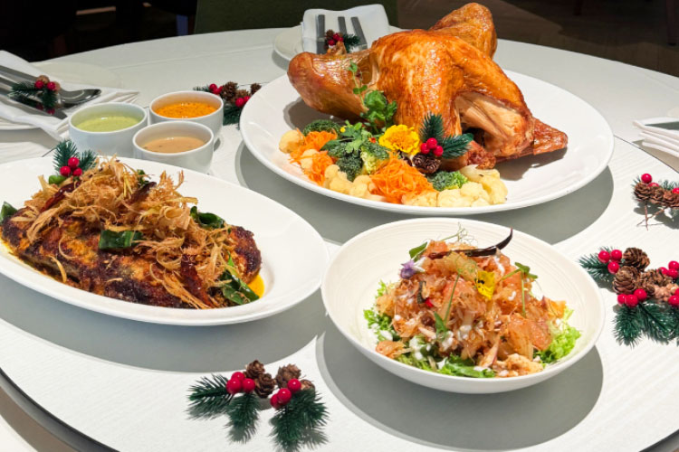 Celebrate Christmas with Royal Thai Indulgence