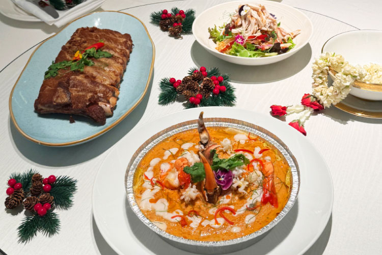 Celebrate-Christmas-with-Royal-Thai-Indulgence-img2